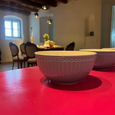 Donauhaus Lägenhet *
