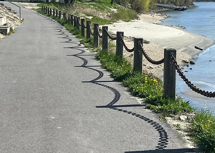 Donauhaus * 에멀스도르프아데르도나우